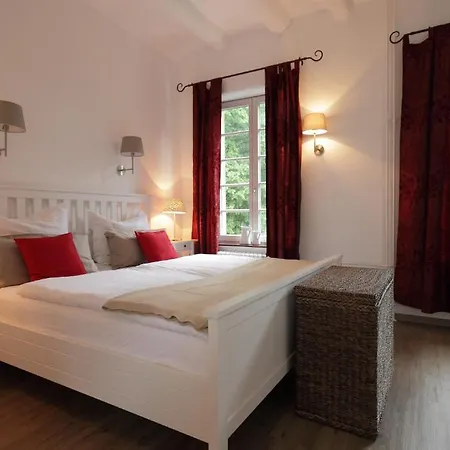 Dycker Weinhaus Hotel