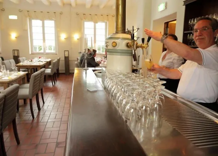 Dycker Weinhaus 酒店 Jüchen